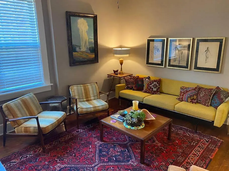 Midtown Bohemian Retreat Apartment Memphis