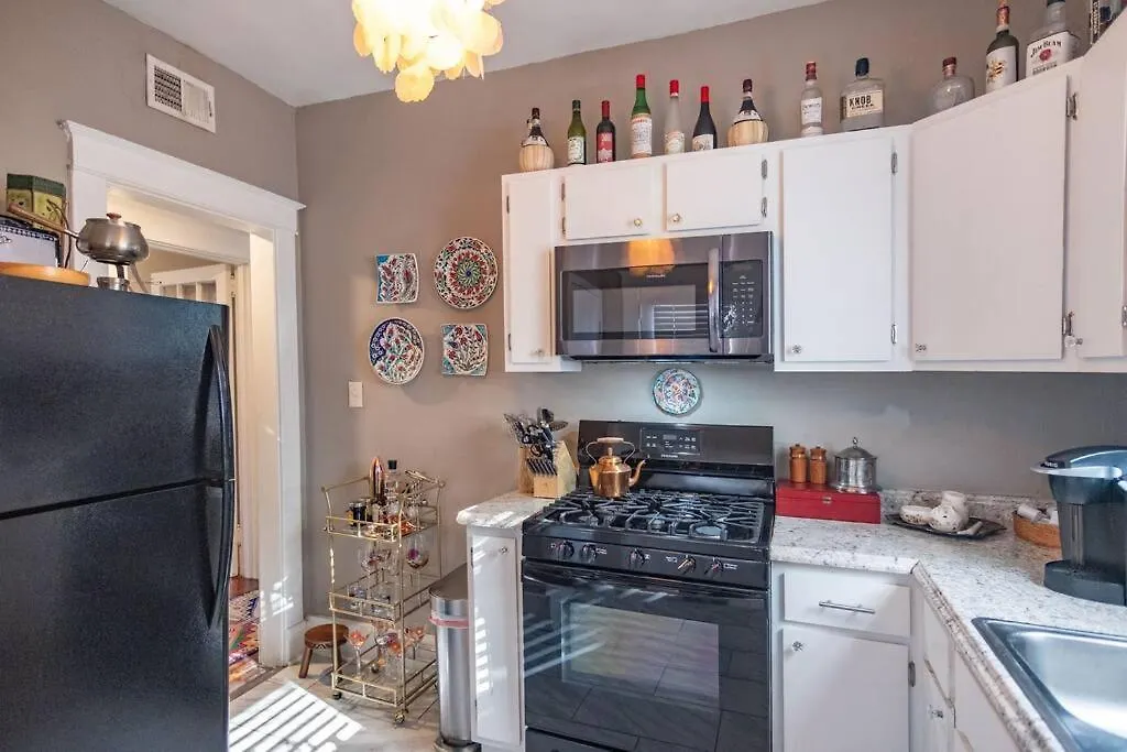Midtown Bohemian Retreat Apartment Memphis